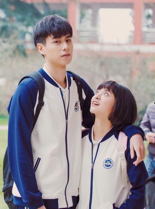 圈内人爆料沈月吴磊视频,甜蜜瞬间引网友热议  第3张 圈内人爆料沈月吴磊视频,甜蜜瞬间引网友热议  第3张