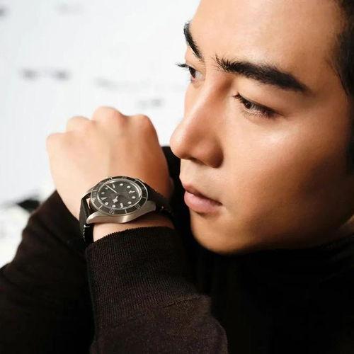 娱乐圈八卦最新爆料许凯,娱乐圈新晋小生情史再掀波澜  第2张 娱乐圈八卦最新爆料许凯,娱乐圈新晋小生情史再掀波澜  第2张