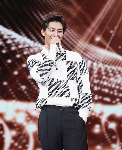 窦骁何超莲最新爆料,揭秘恋爱日常细节  第2张 窦骁何超莲最新爆料,揭秘恋爱日常细节  第2张