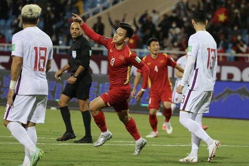 中国足球最新爆料人,最新爆料揭秘球员幕后人生  第3张 中国足球最新爆料人,最新爆料揭秘球员幕后人生  第3张