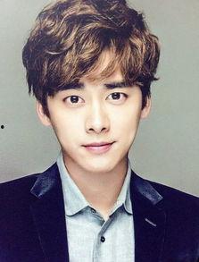 爆料李易峰球星脏辫视频,球星风度与时尚态度  第2张 爆料李易峰球星脏辫视频,球星风度与时尚态度  第2张